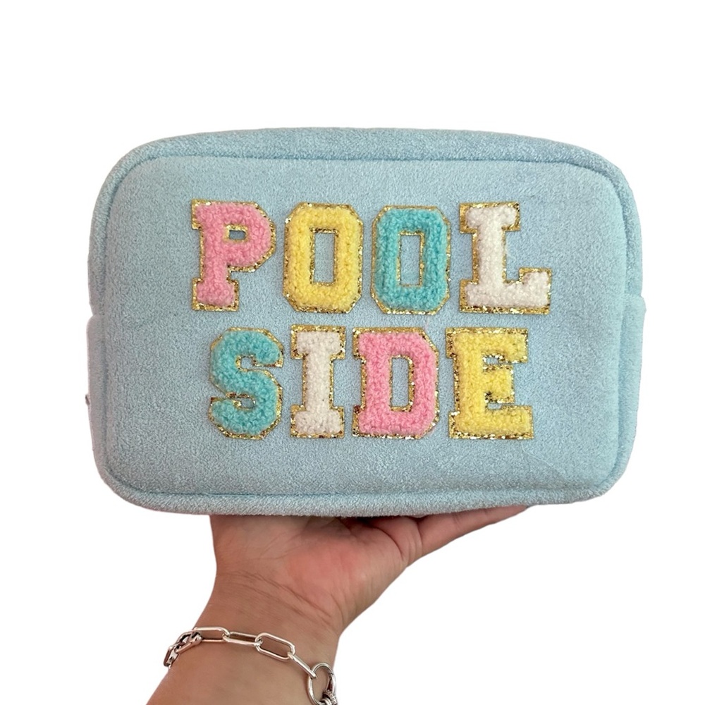 🦋Gloss & Glo Terry Cloth Pool Side blue pouch
